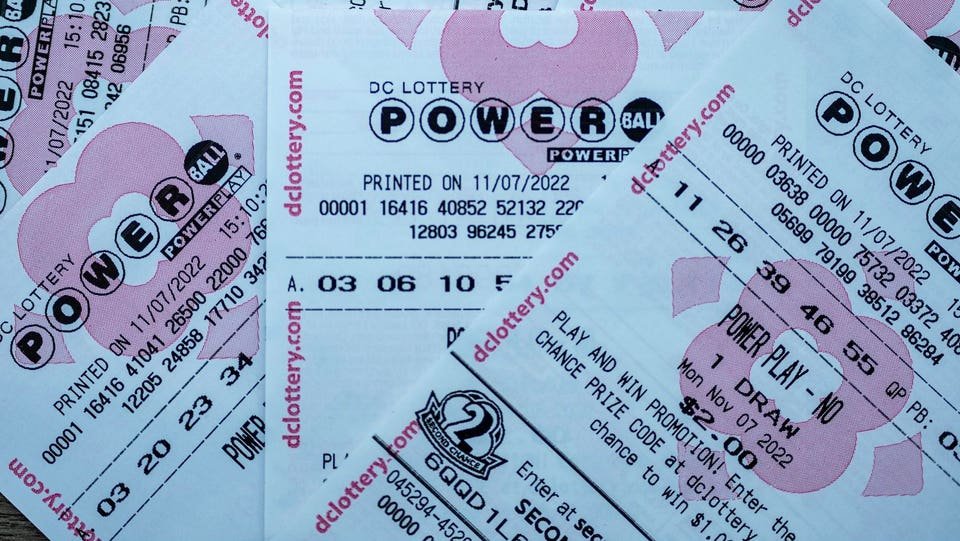 powerball jackpot reaches $426 million—here’s what the winner could take home after taxes