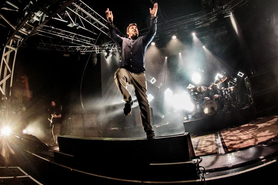 deftones beat the competition to no. 1 with a new single
