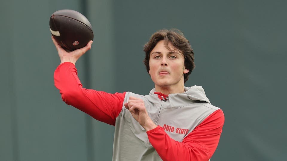 ohio state’s julian sayin among quarterbacks on top 25 teams making first career start