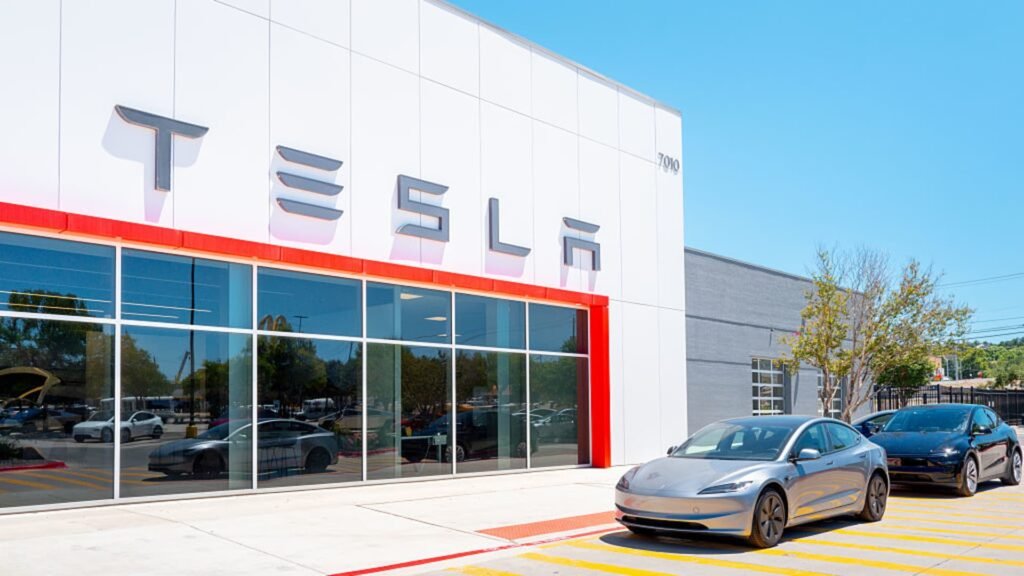 tesla must pay $329 million in damages after fatal autopilot crash, jury says