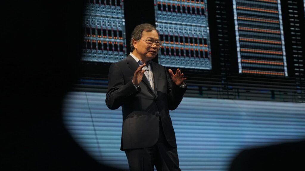 super micro shares plunge 15% on weak results, disappointing guidance