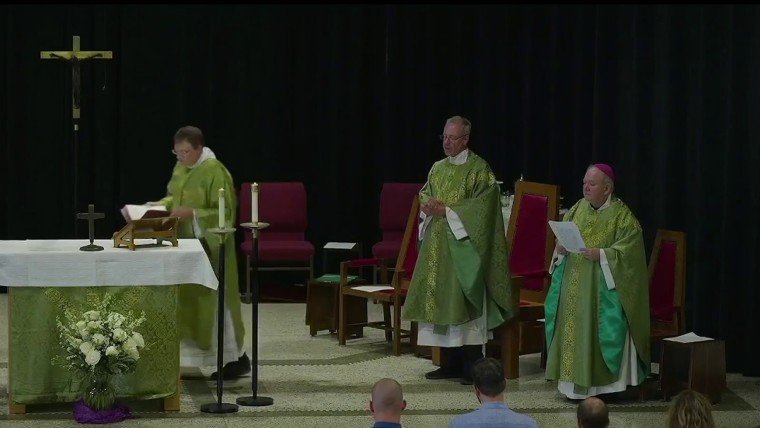 mass resumes for targeted church after minneapolis catholic school shooting