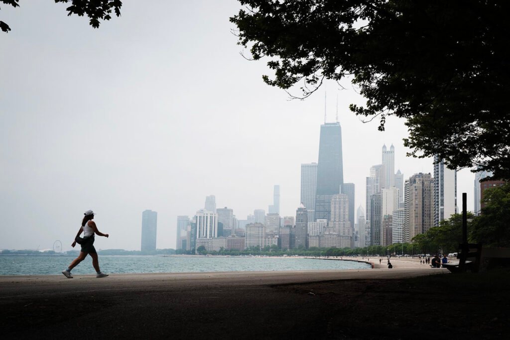 trump's threat to deploy troops to chicago draws criticism from city and state officials