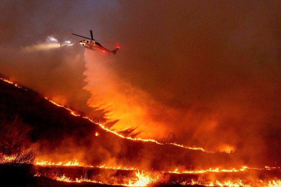los angeles area unemployment claims surged following january wildfires: report