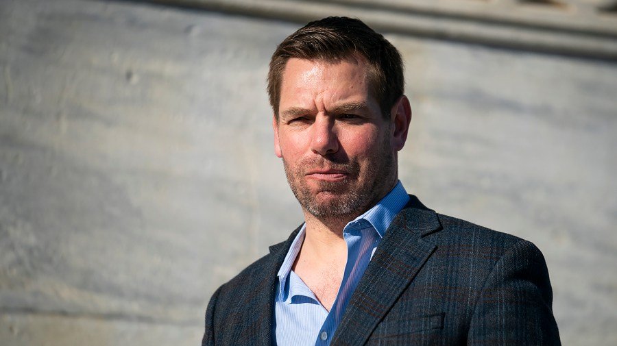 swalwell: newsom mimicking trump social media style 'a teaching moment'