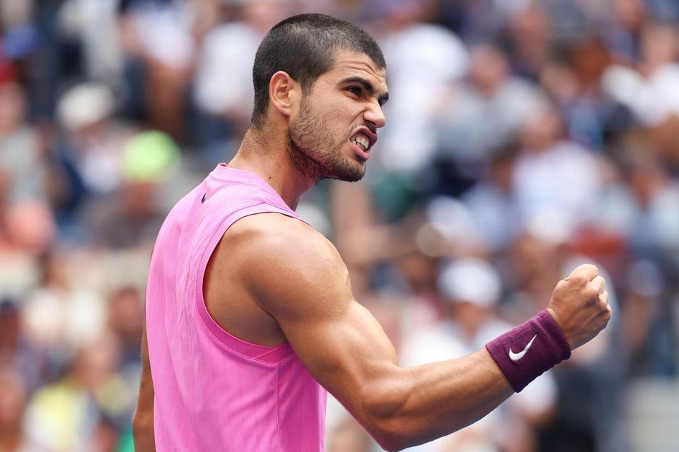 carlos alcaraz dominates novak djokovic to reach us open final