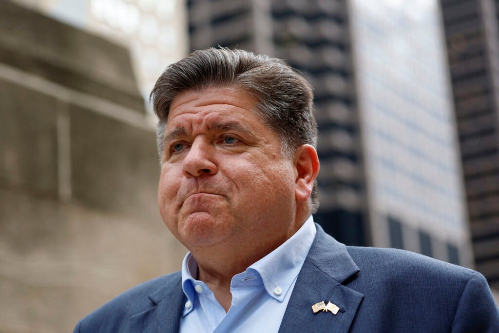 how illinois democrats are pre emptively combating a chicago crackdown by trump