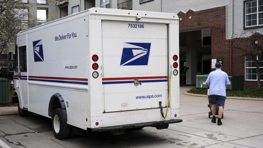 postal deliveries from world to us drop 80 percent after trump’s de minimis lift