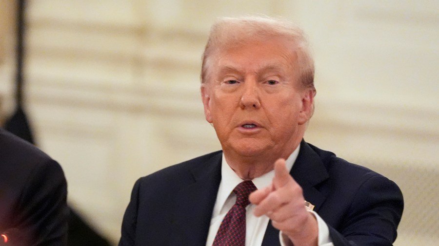 trump says he’s ready to move to second phase of sanctions against russia